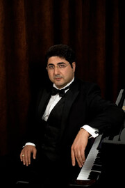 Albert Mamriev