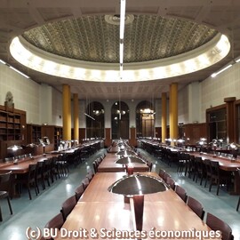 Grande salle de lecture